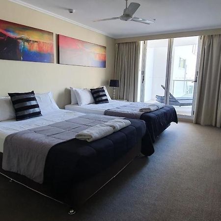 Pier Resort Urangan Extérieur photo