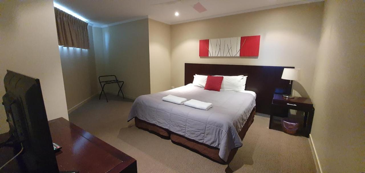 Pier Resort Urangan Extérieur photo