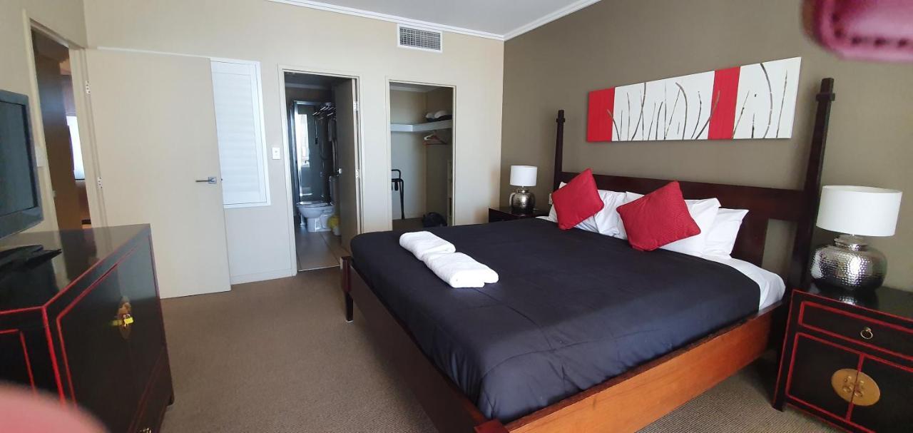 Pier Resort Urangan Extérieur photo