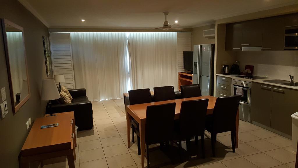 Pier Resort Urangan Extérieur photo