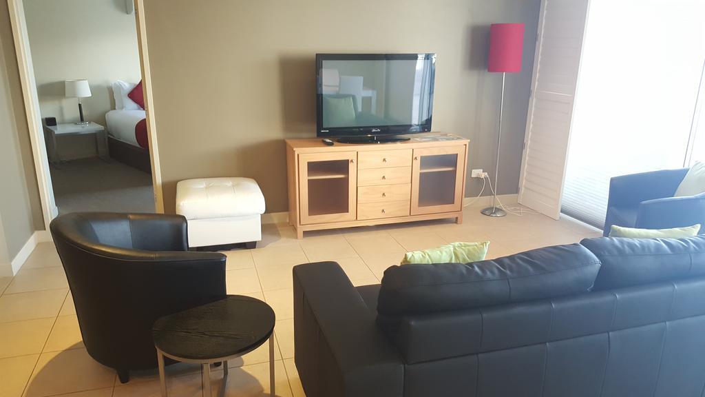 Pier Resort Urangan Extérieur photo