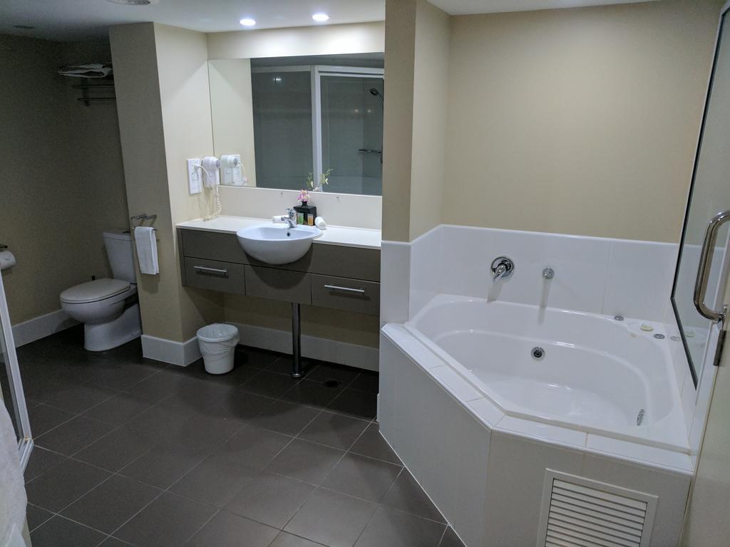 Pier Resort Urangan Extérieur photo