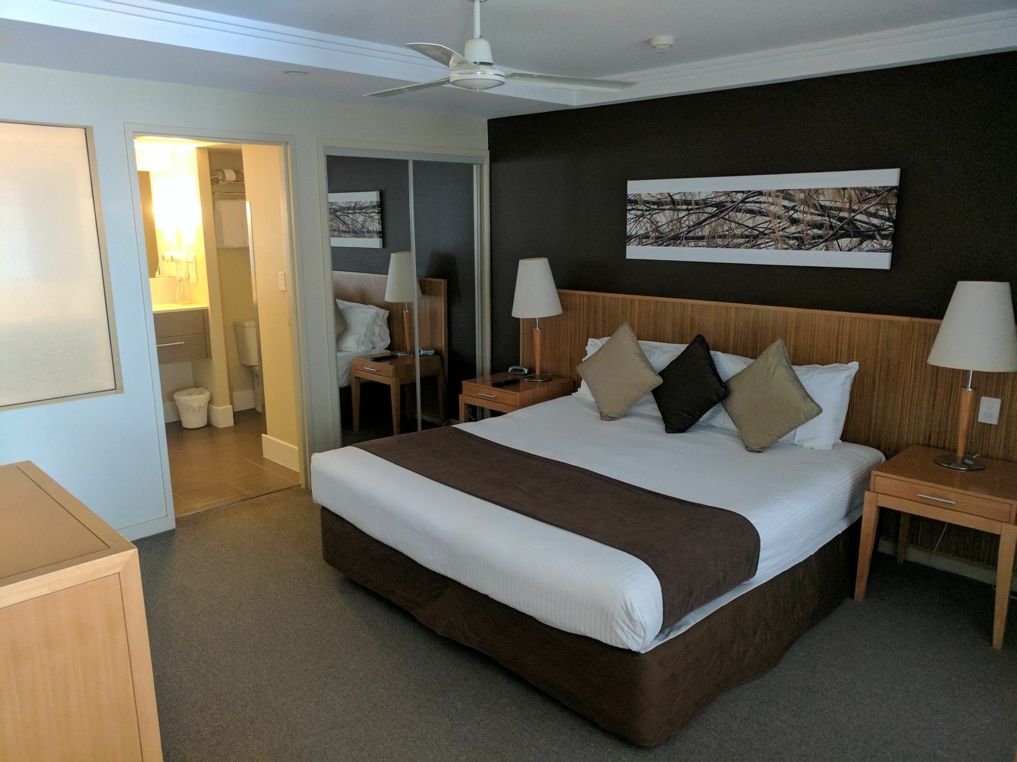 Pier Resort Urangan Extérieur photo