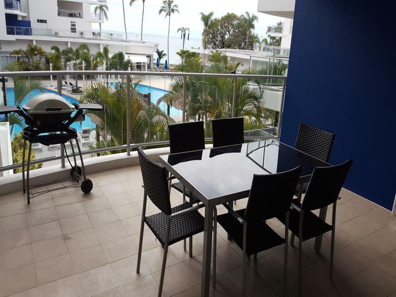 Pier Resort Urangan Extérieur photo