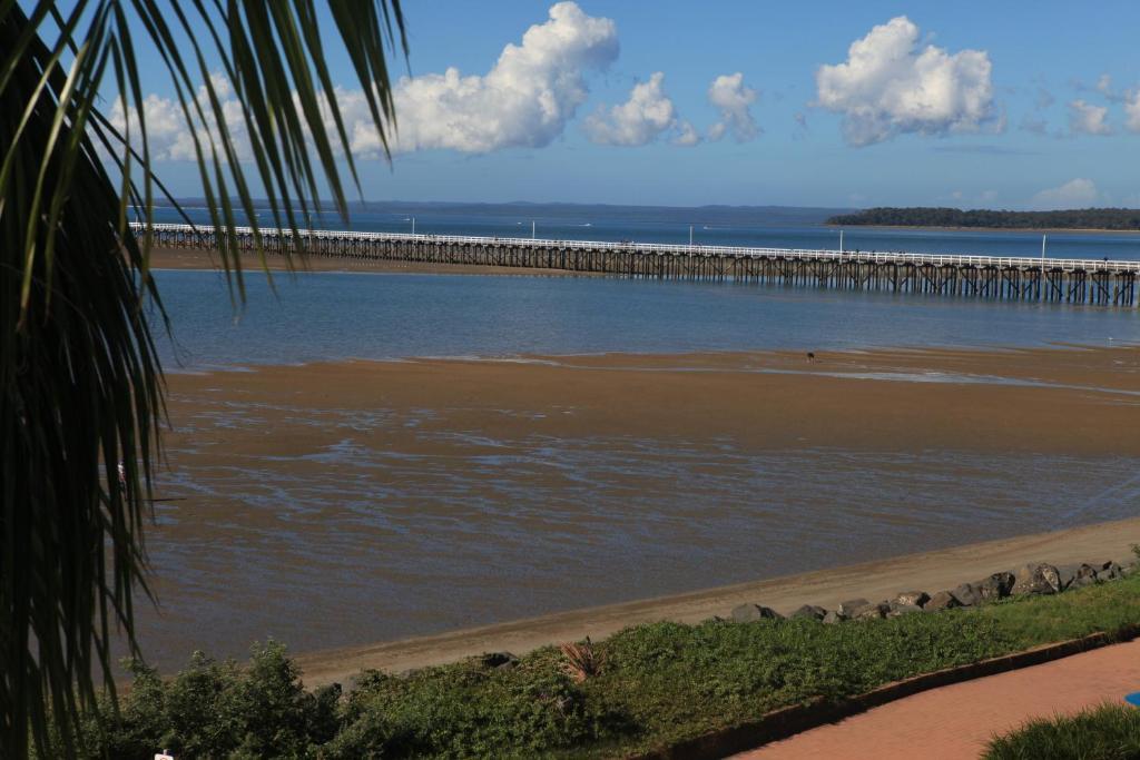 Pier Resort Urangan Chambre photo